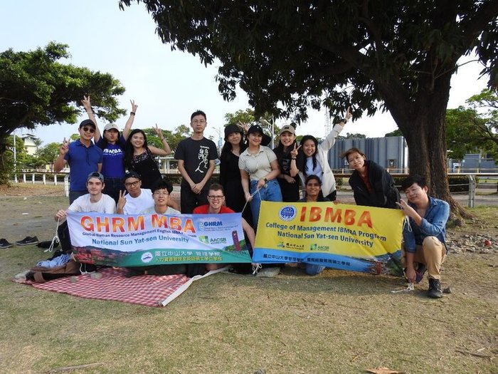 Gathering with Faculty-Picnicking at the Hamasen Railway Cultural圖片